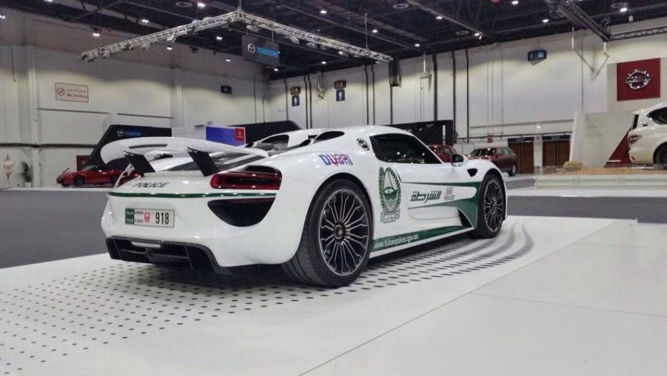 10 Supercars Owned By The Dubai Police