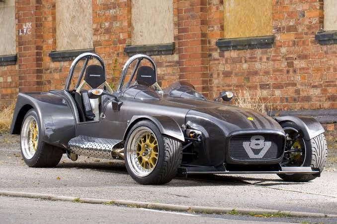 Here S What Distinguishes A Caterham From A Lotus Seven