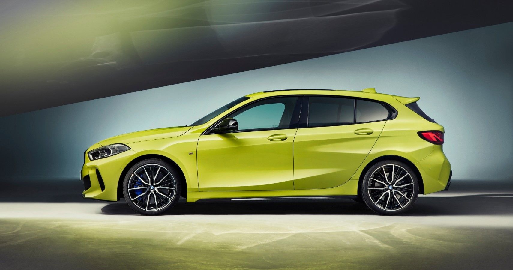 Bmw M I Xdrive Looks Bold And Drives Sharper