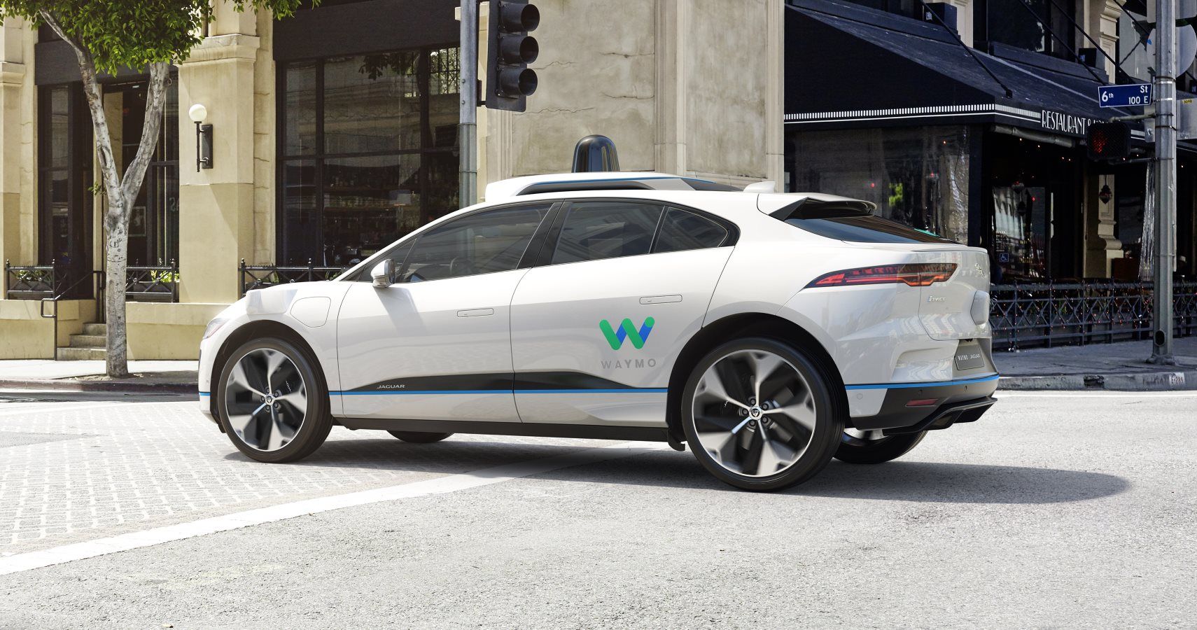 Jaguar I-Paces To Be Used In Self Driving Taxi Services