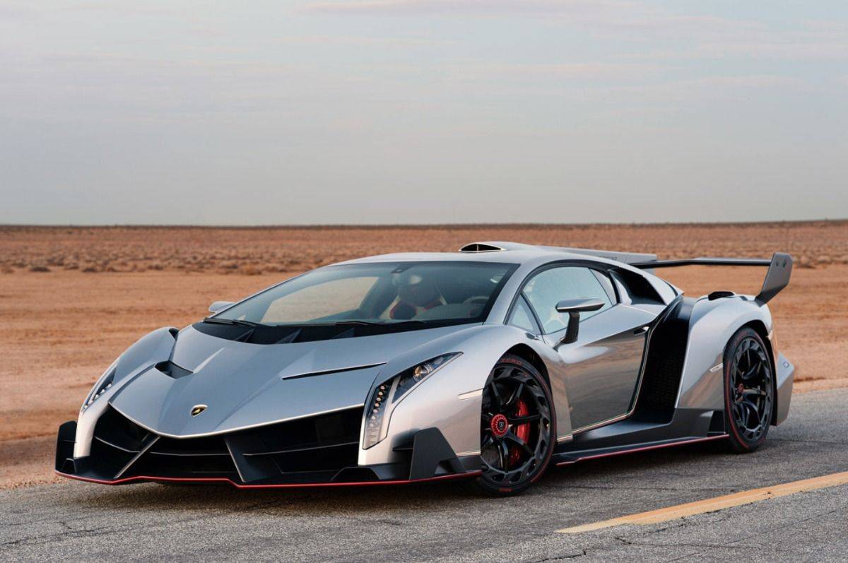 alt="2013 Lamborghini Veneno"
