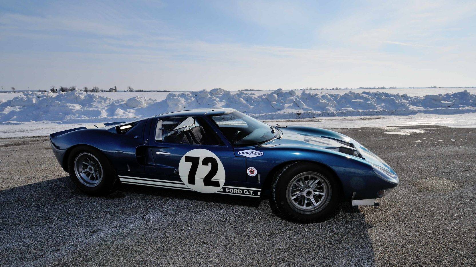 alt="1964 Ford GT40"