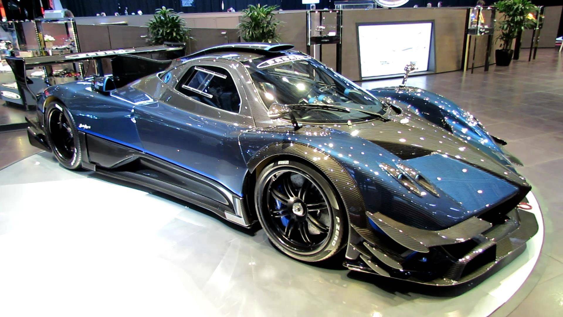 alt="2013 Pagani Zonda Revolucion"