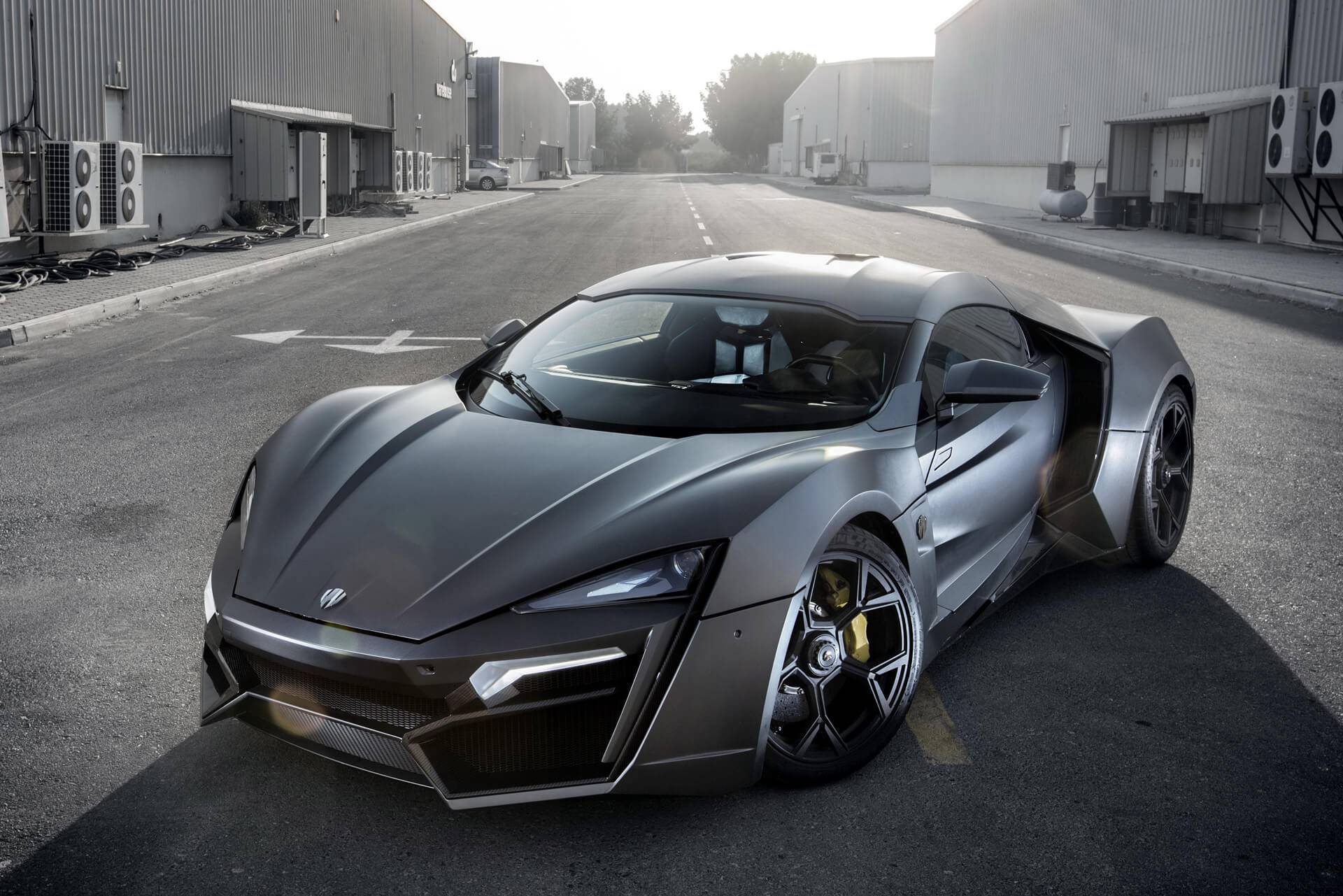 alt="W Motors Lykan HyperSport"