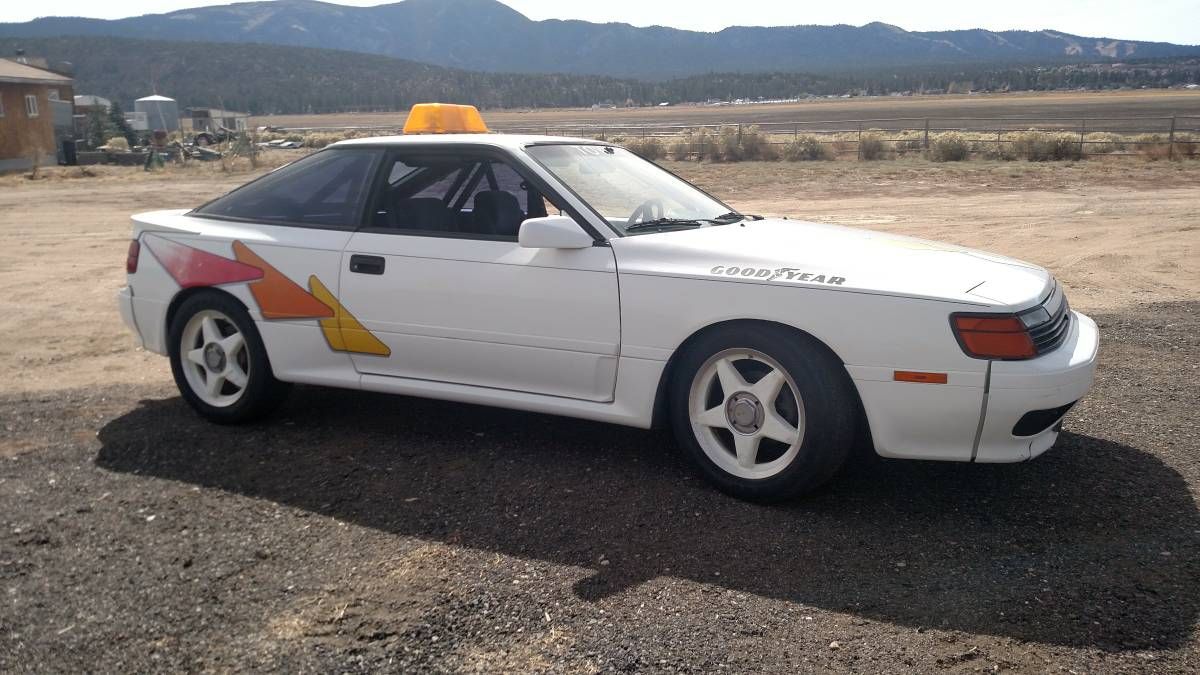 1988-Toyota-Celica-All-Trac-Pace-Car-01