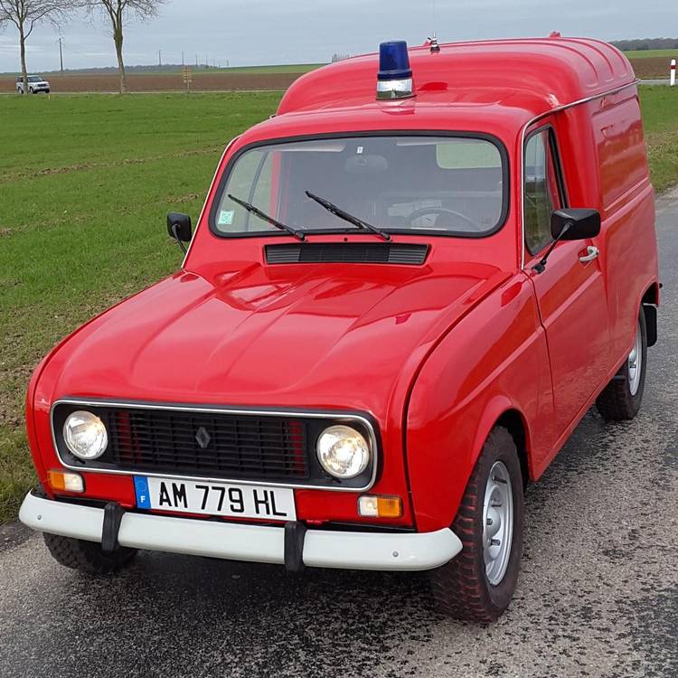 Renault 4