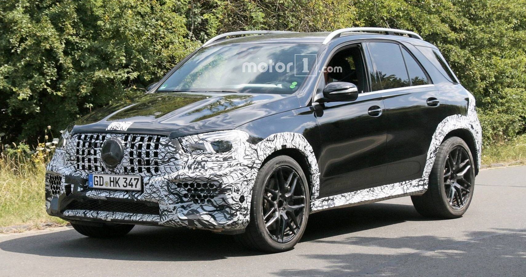 2020 Mercedes-AMG GLE 63 Spotted With Little Camouflage