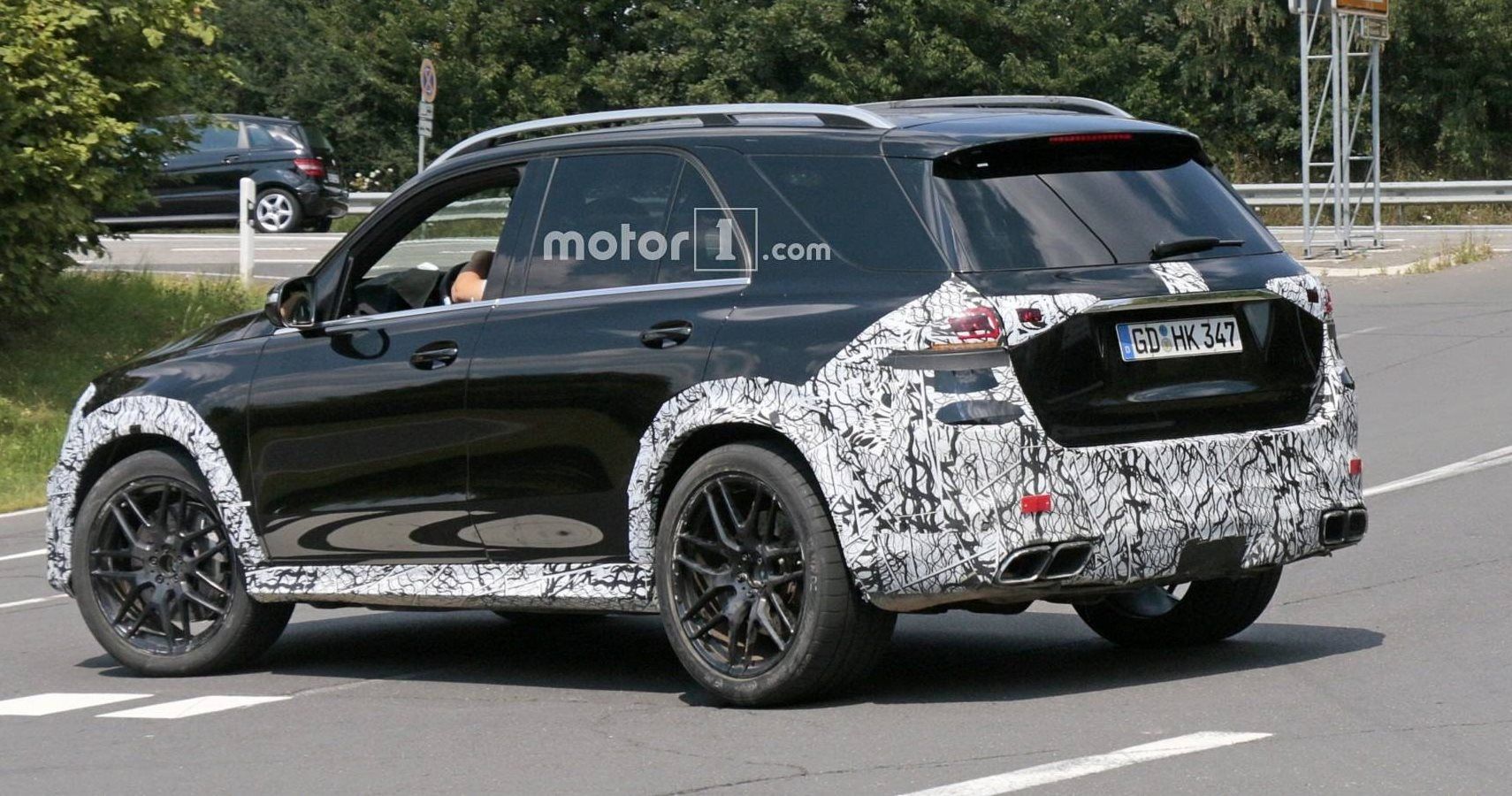 2020 Mercedes-AMG GLE 63 Spotted With Little Camouflage