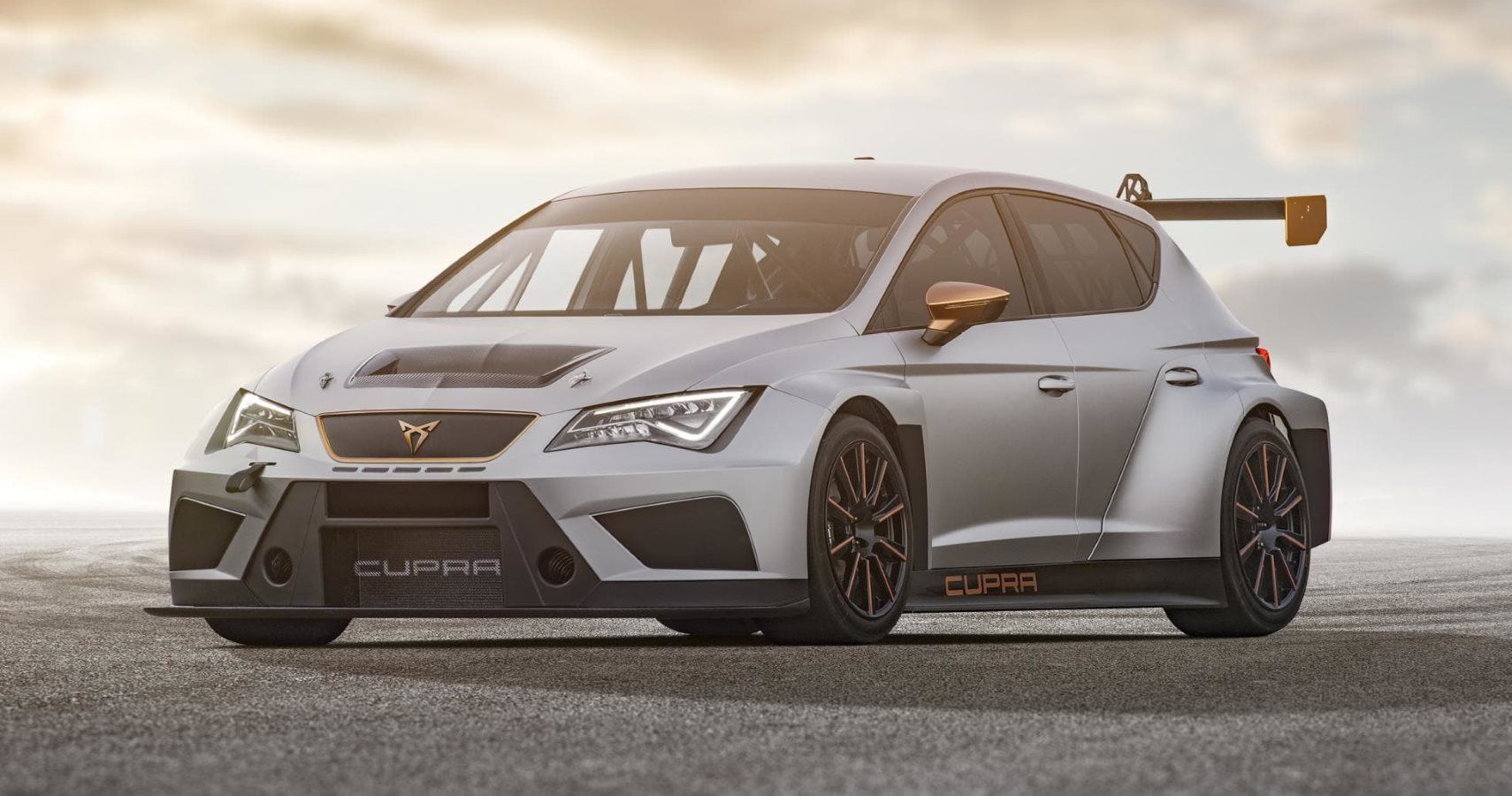 Review: Cupra TCR - Spanish Flair In A Touring Car