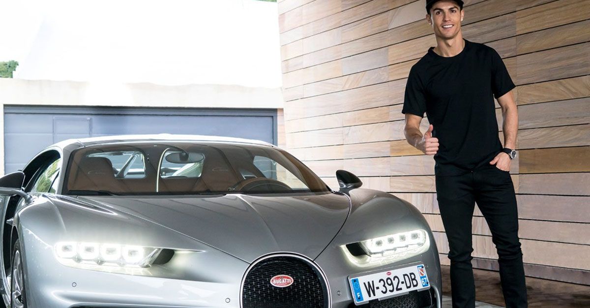 10 Cars In Cristiano Ronaldo's Garage (And 10 In Messi's Garage)