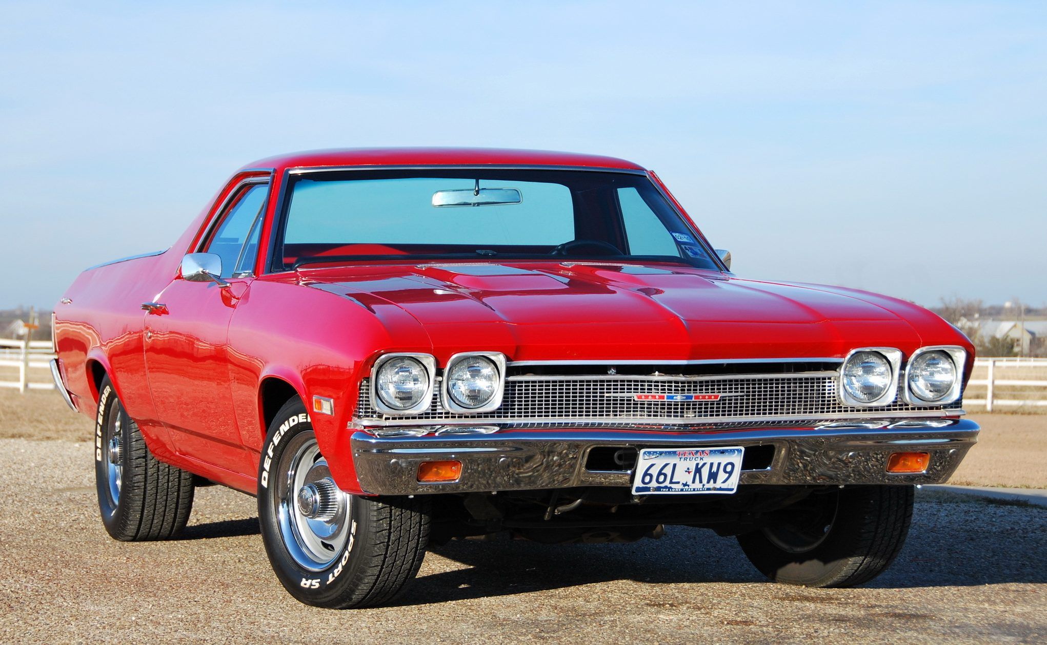 11 Classic Detroit Cars We Need Back Now (And 10 That Need To End)