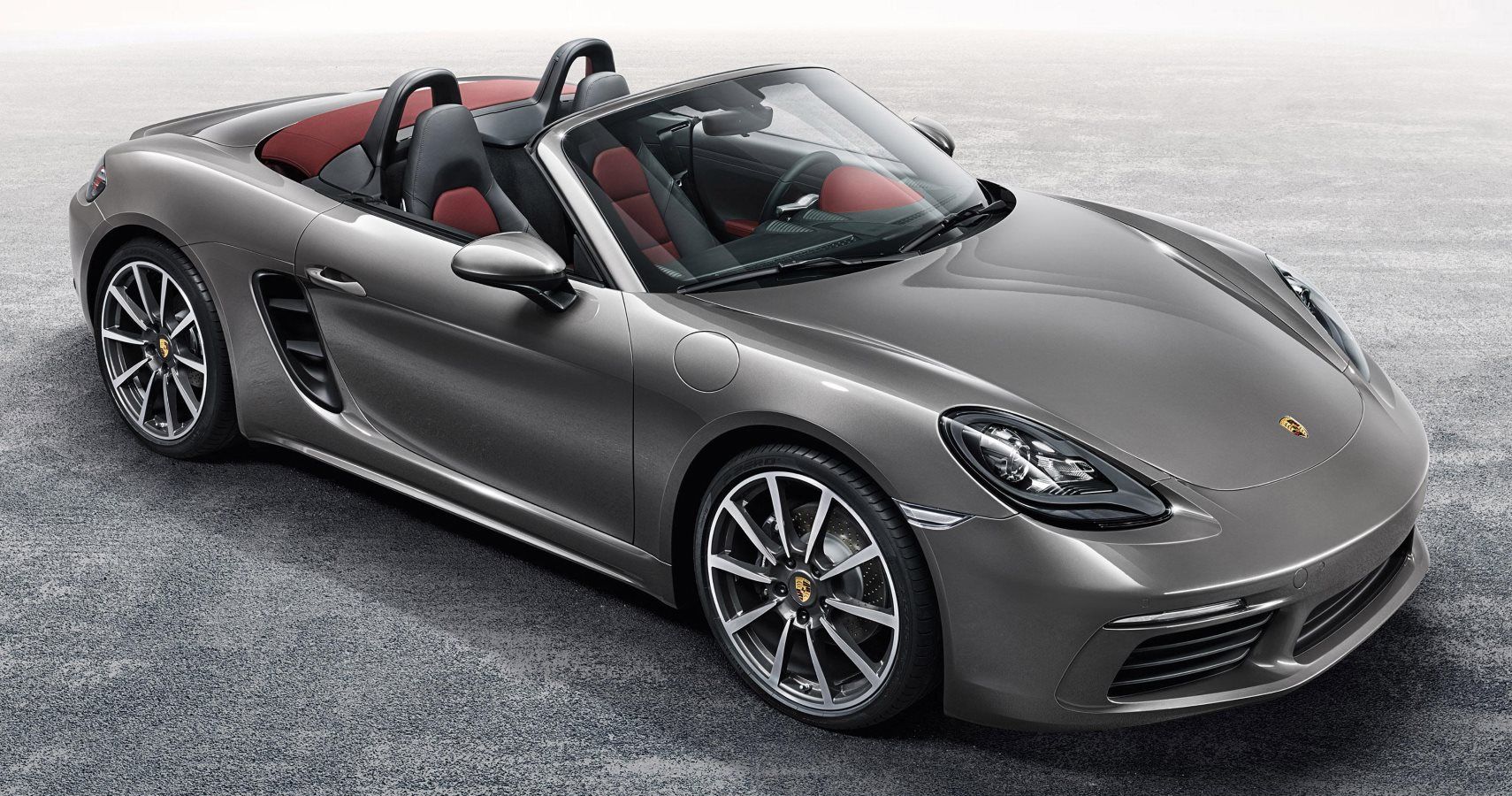 Porsche 718 Boxster Spyder Photographed With Convertible Roof