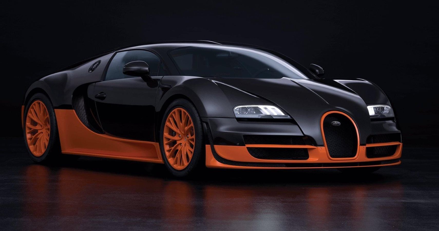 Watch A Bugatti Veyron Go 250 MPH On The Autobahn