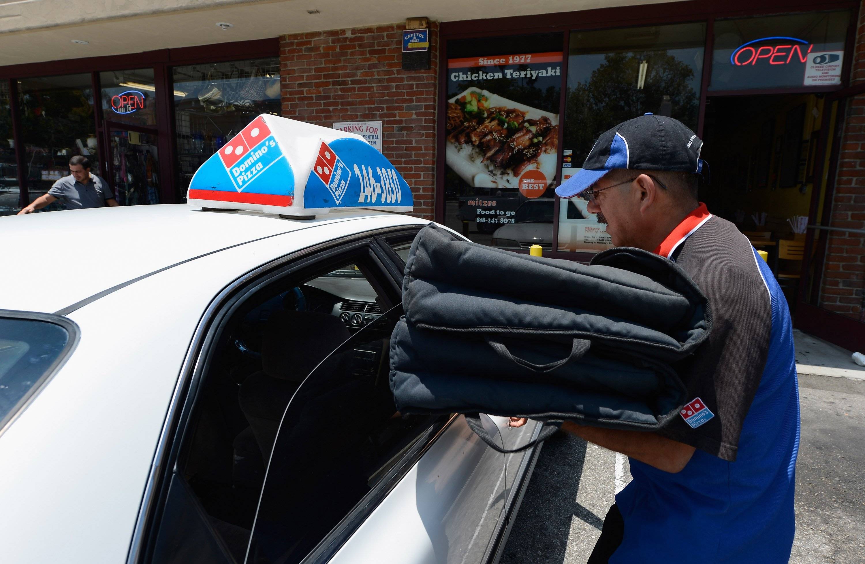 20 Important Things To Know About The Pizza Delivery Guy