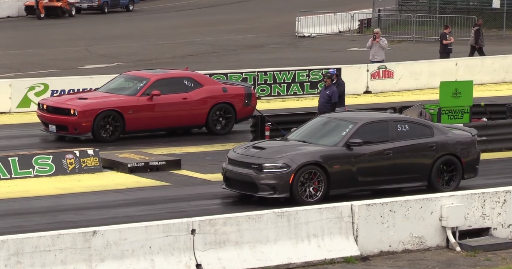Watch A Dodge Charger Take On A Challenger R/T Scat Pack On The Drag Strip