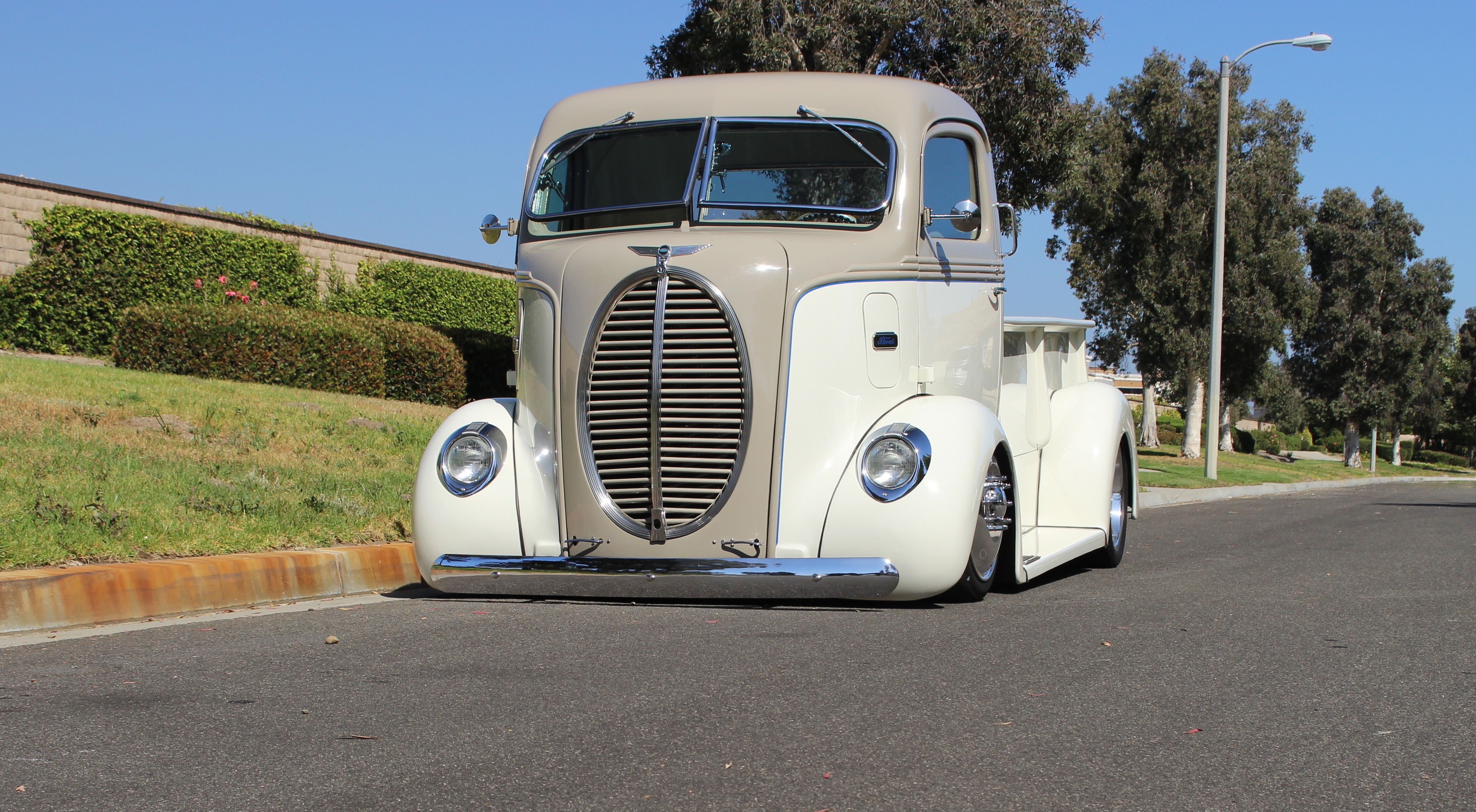 Storage Wars: 22 Rides Hiding In The Cast's Garage