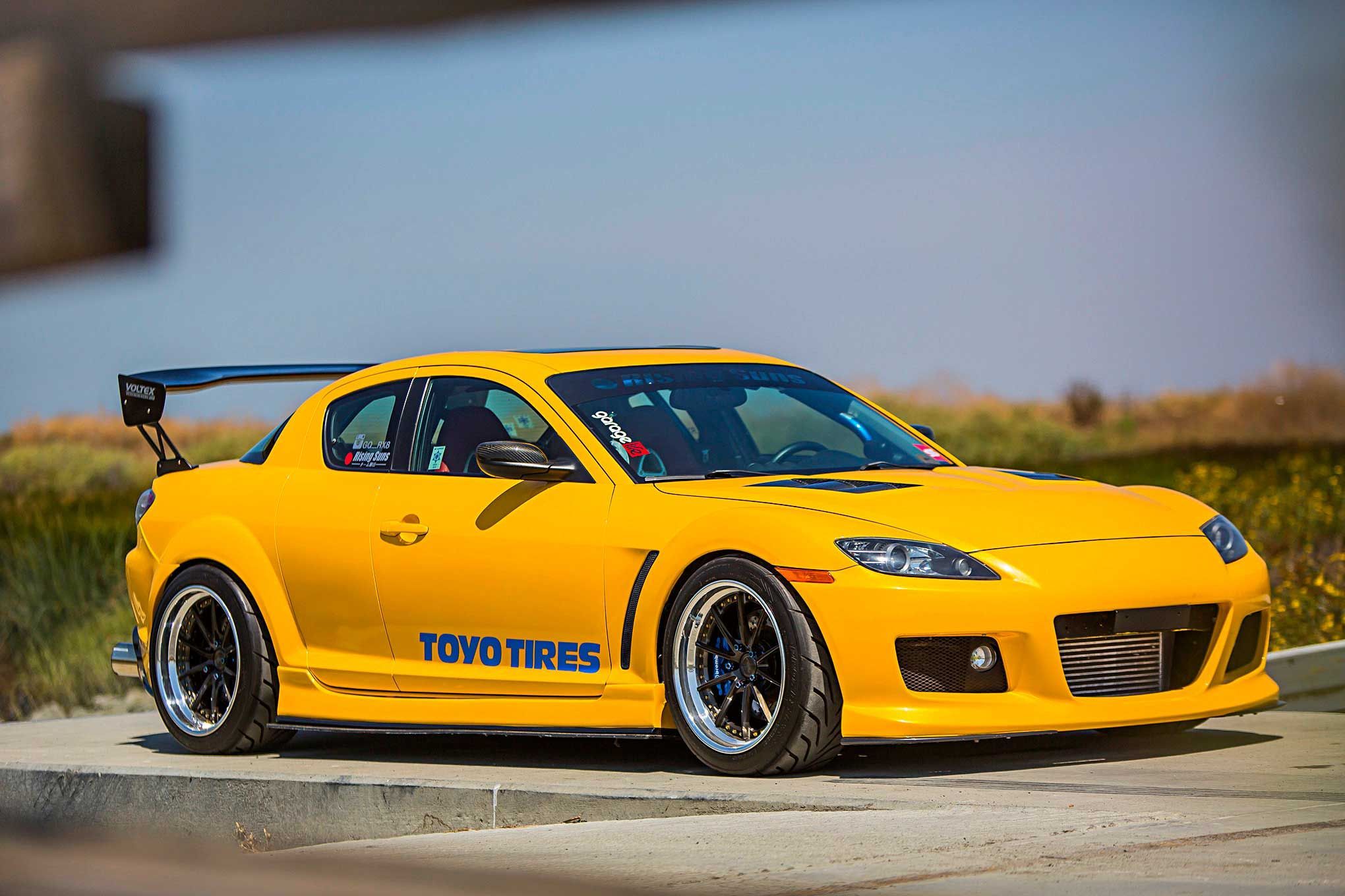 2004-mazda-rx-8 (Yellow)-with mazdaspeed-side-skirts - Front left