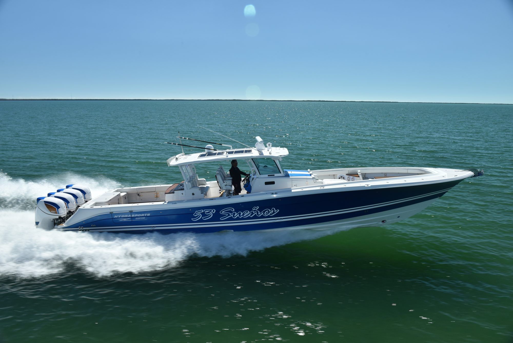 25 Fast Boats That Can Outrun The Coast Guard