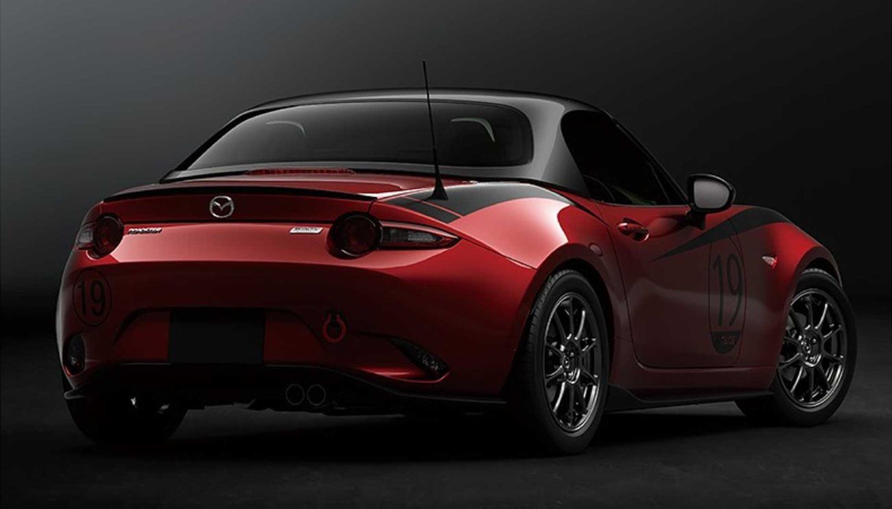 Mazda Gives 2019 Miata Removable Carbon Fiber Hardtop