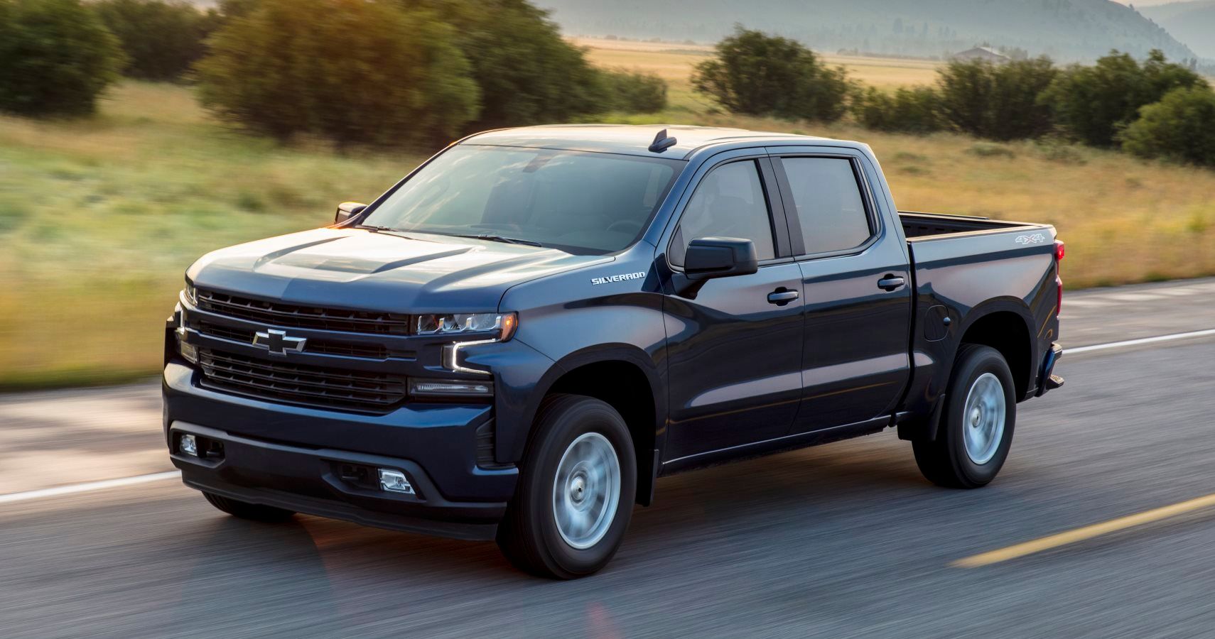 Testing Reveals 4-Cylinder Chevy Silverado Actually Worse Than V8 For