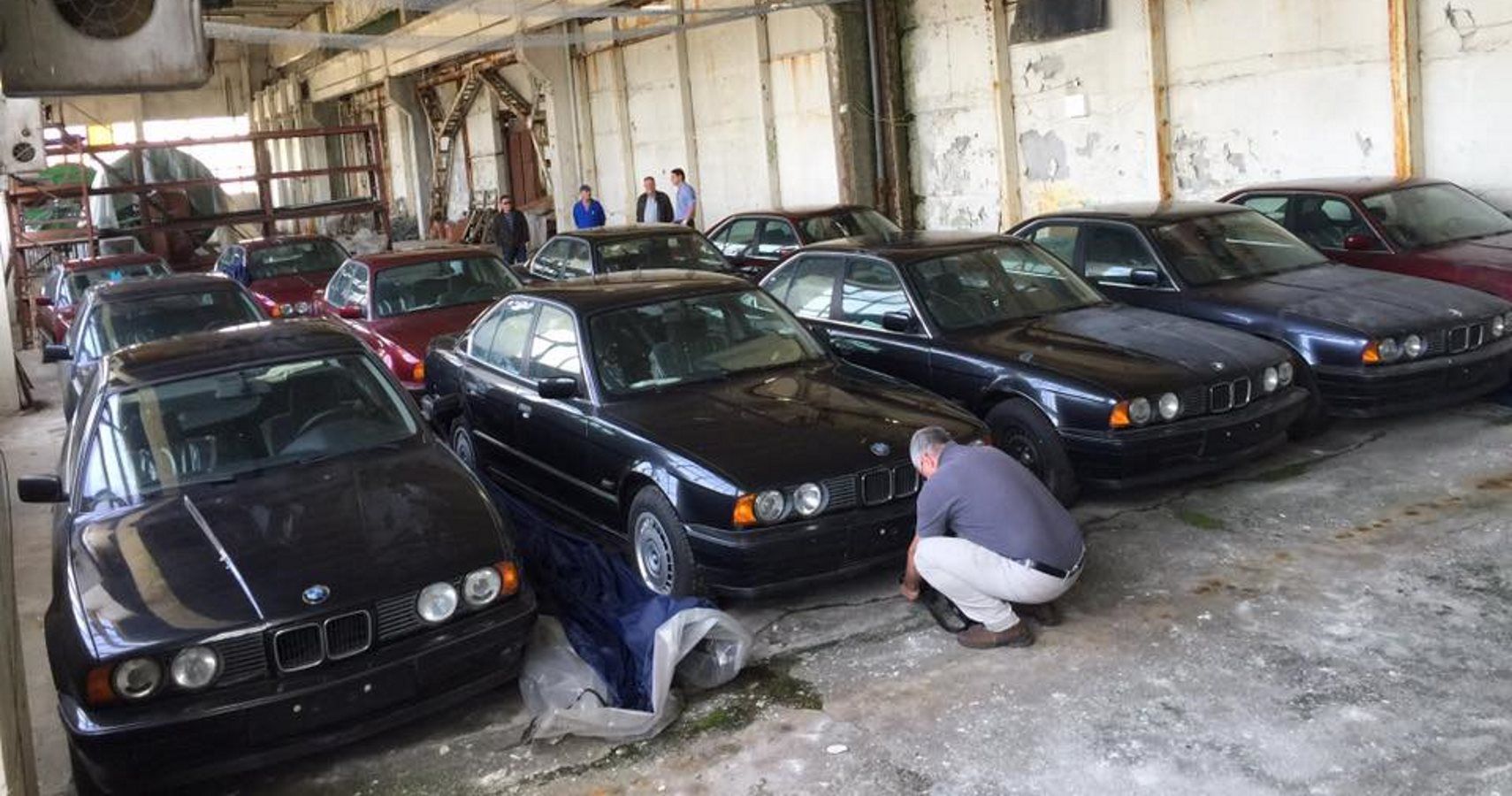11 BMW 5 Series Found In Abandoned Farm In Bulgaria