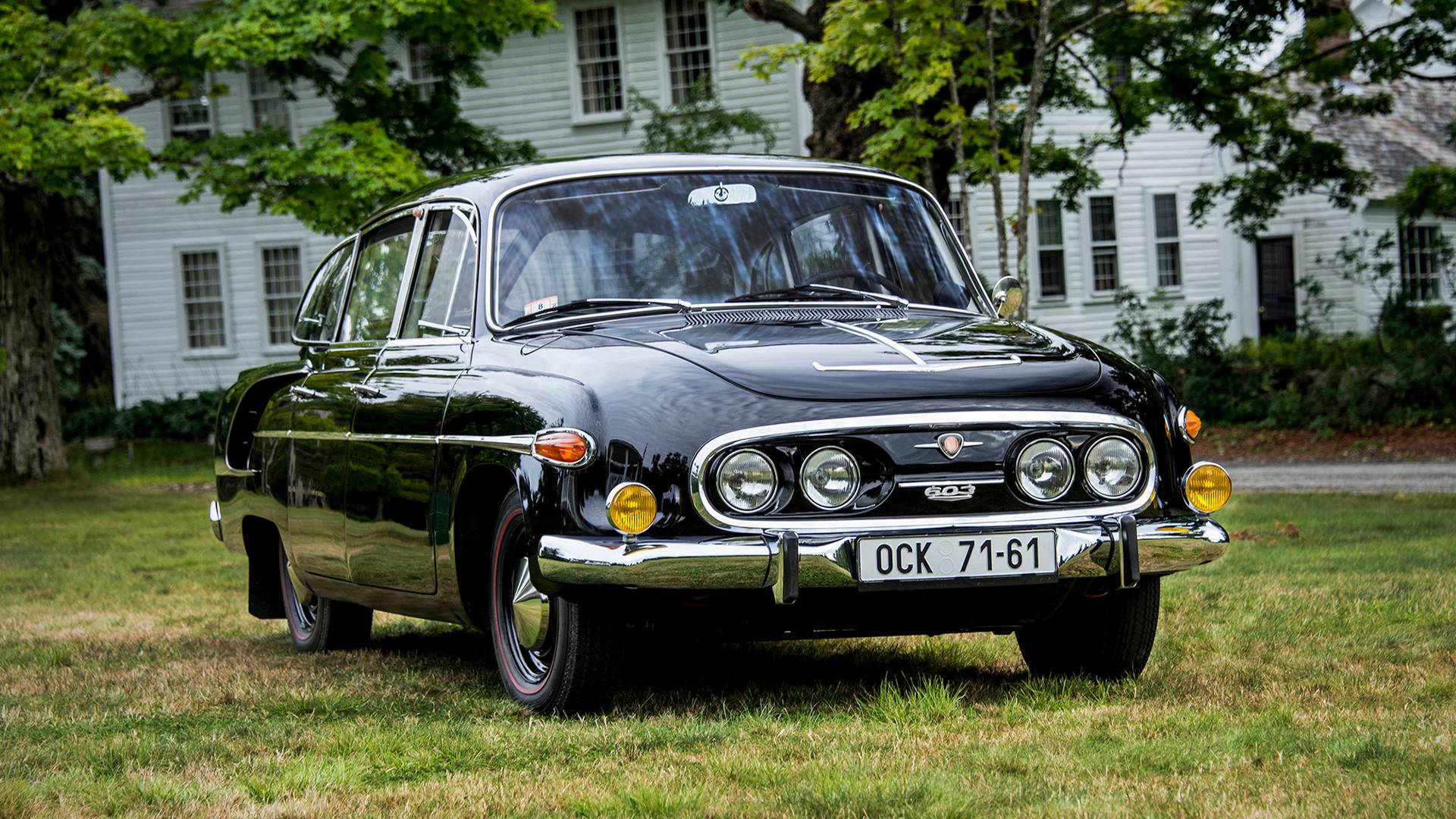 25 Of The Weirdest Headlights And Taillights We Ve Ever Seen