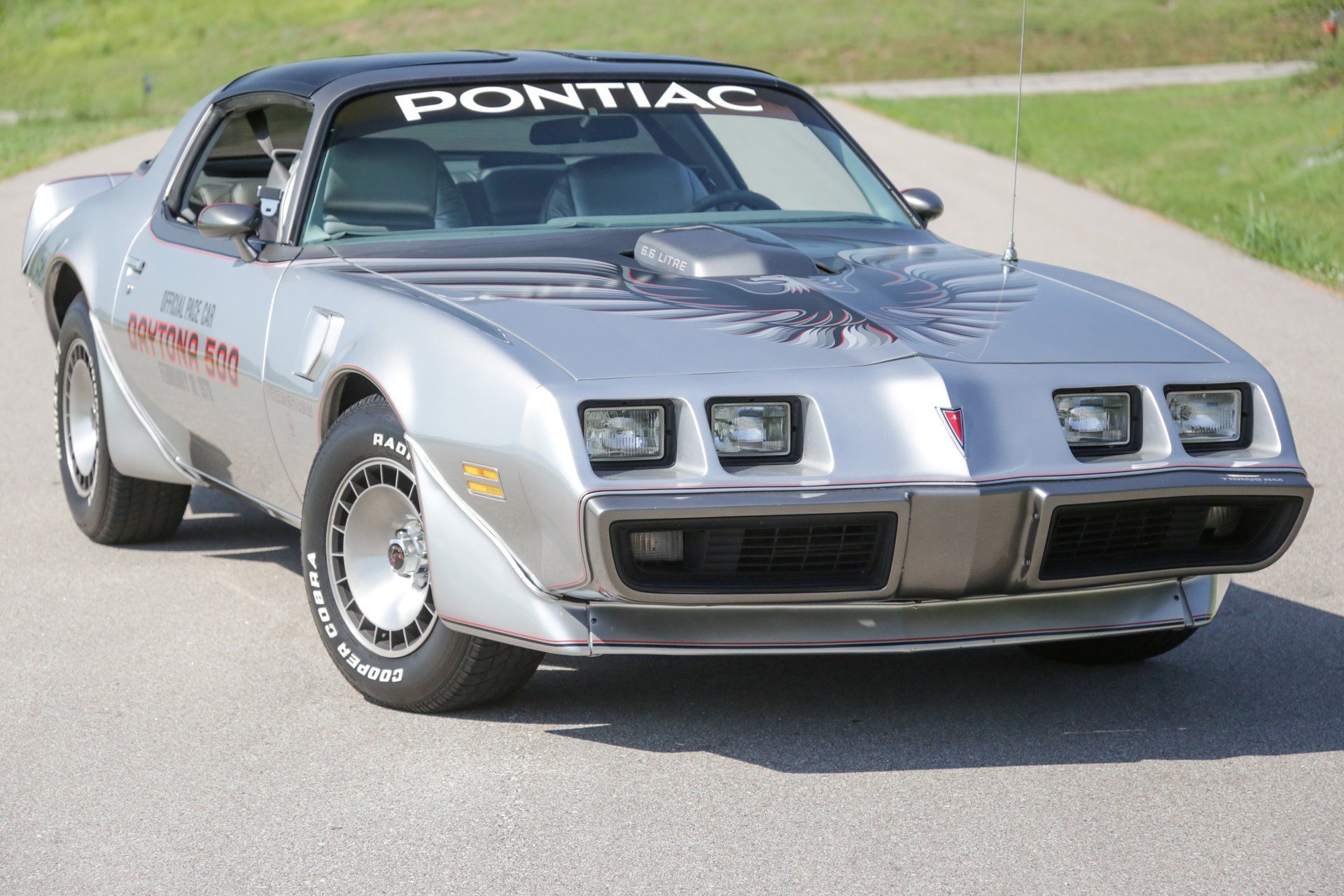 15 Photos Of Old GM Muscle Cars That Are Still Running Today