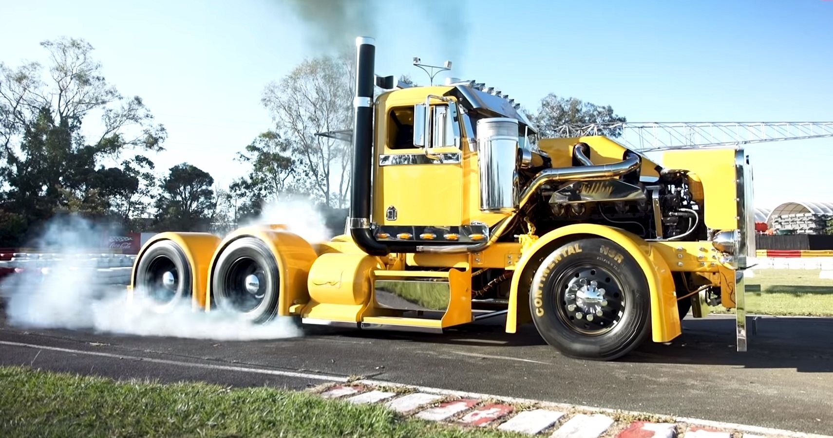 Watch This Insane Big Rig Do Burnouts With A Huge 28-L Quad-Turbo Engine
