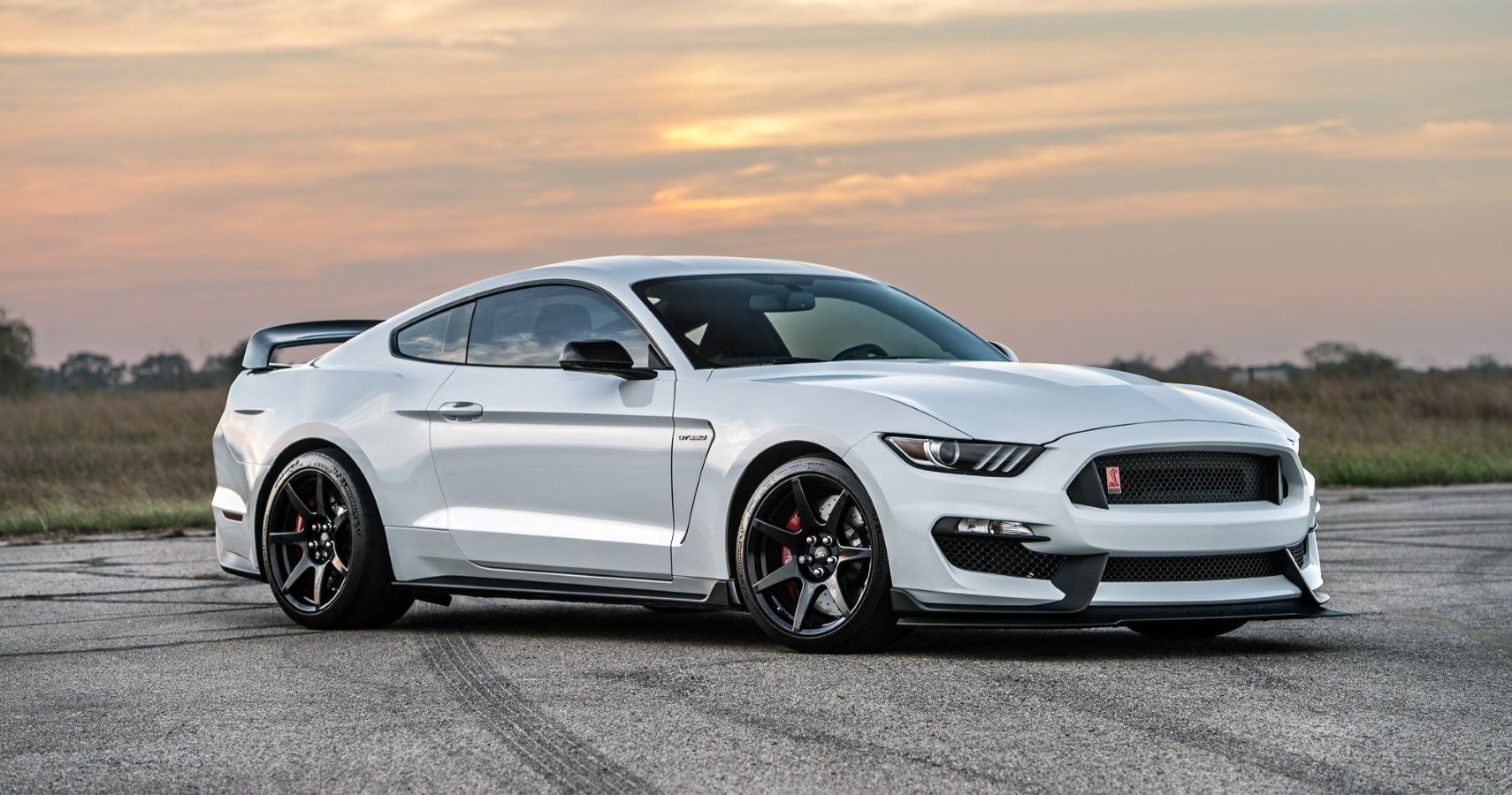 Check Out Hennessey’s Insane 850 HP Mustang In Action