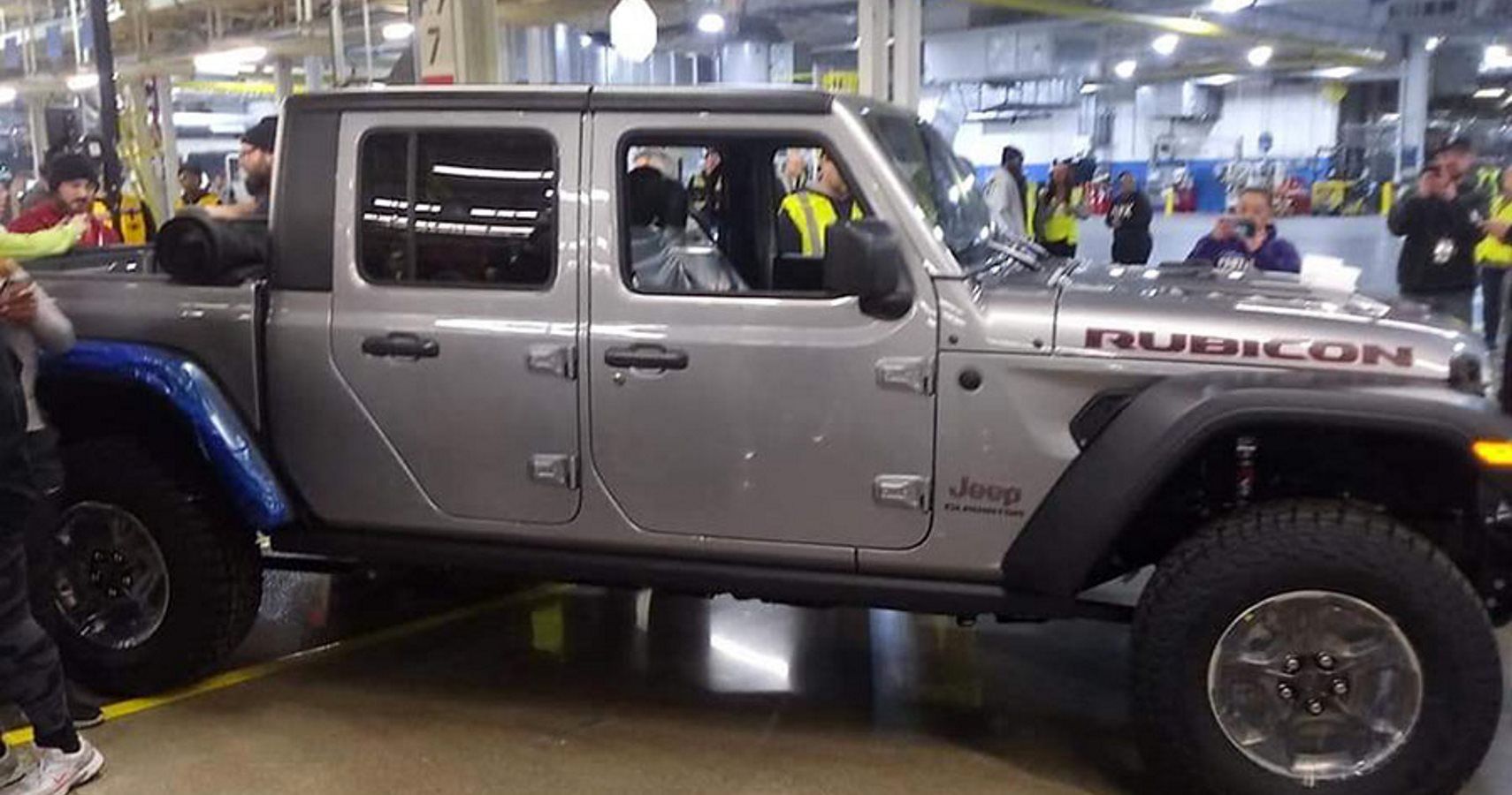 The First Jeep Gladiator Has Been Produced In Toledo