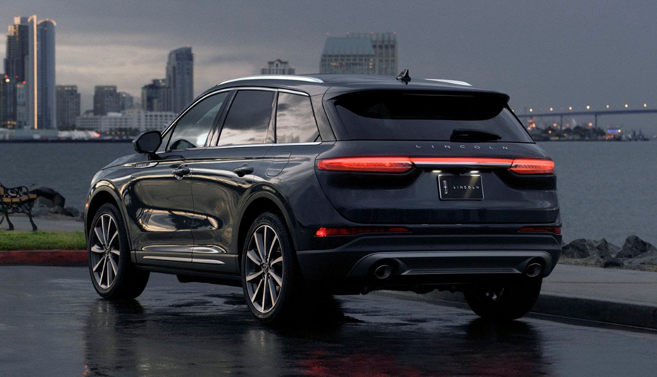 Expressively designed and effortlessly nimble, the all-new Lincoln Corsair is a spacious two-row SUV that combines refined power and a wealth of purposeful technologies in a sanctuary from the outside world.