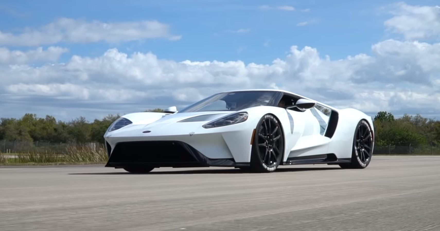 Ford GT Can't Quite Make Top Speed Of 216 MPH In Latest Test Video