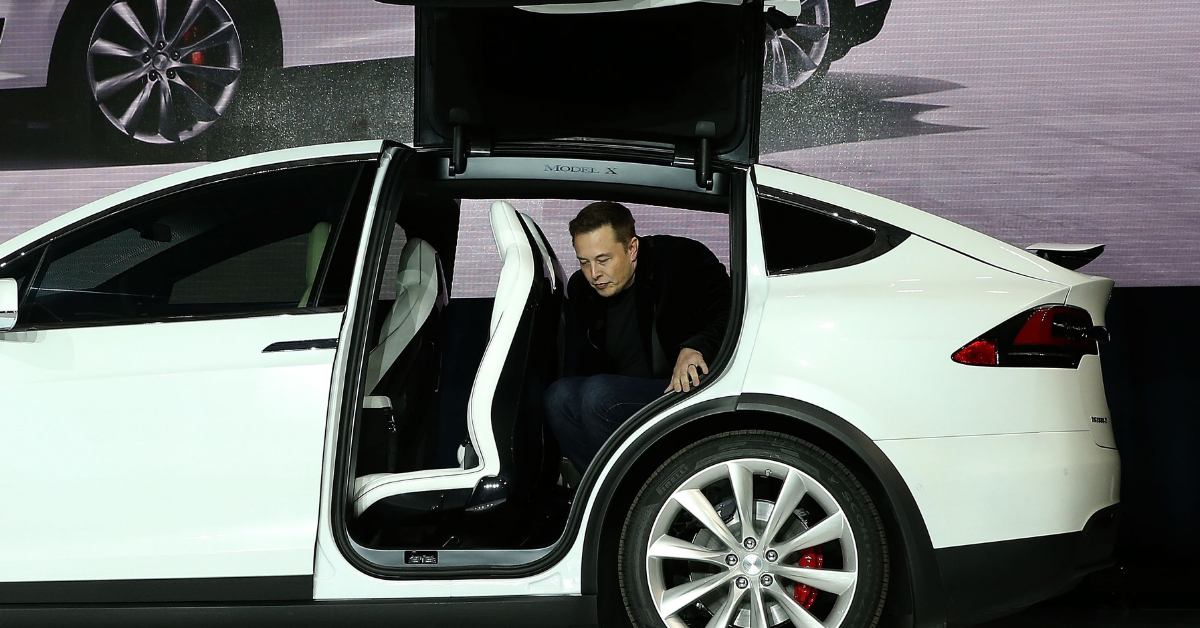 20 Glaring Problems Tesla Doesnt Want To Tell Us About Its Suv