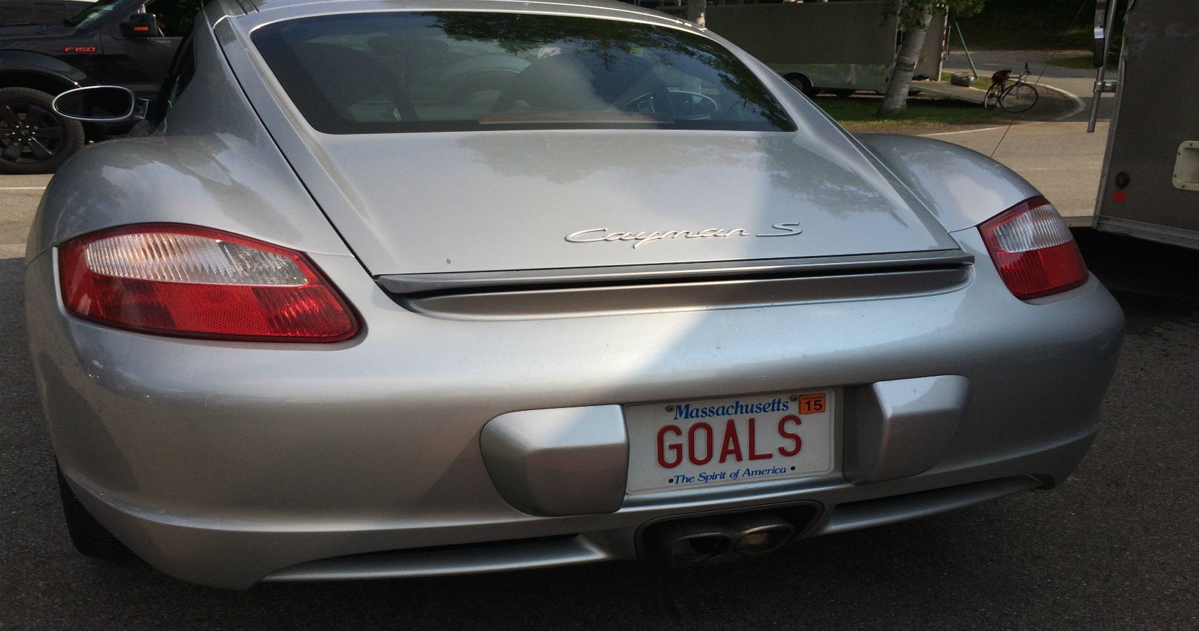 10 Clever Vanity Plates We Wish We Had Thought Of