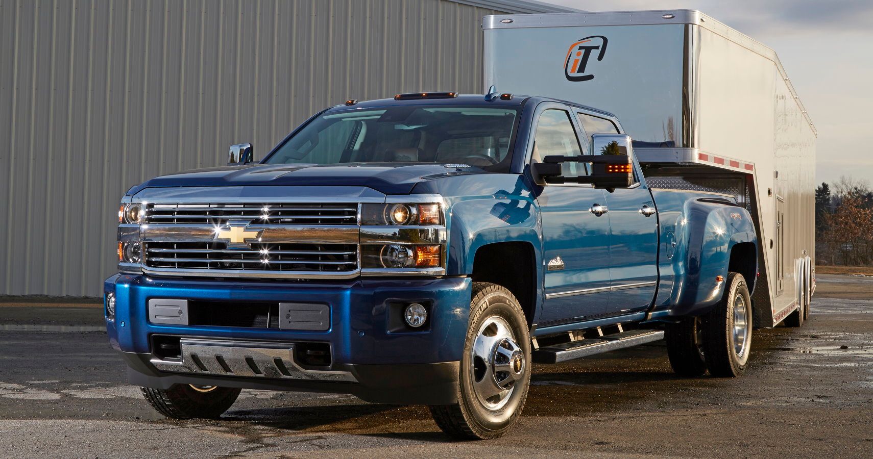 Chevrolet Accessories offers a trailering camera system, produced by Echomaster, for 2014-2016 model year Silverados. The system is fully integrated with the Silverado infotainment system, providing images from up to four cameras on the center display.