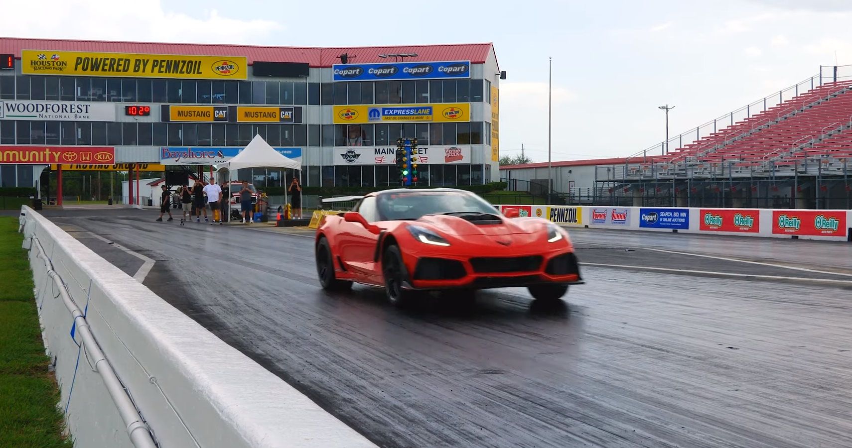 Watch Hennessey's Tuned Corvette ZR1 Run A Quarter-Mile In Under 9 Seconds