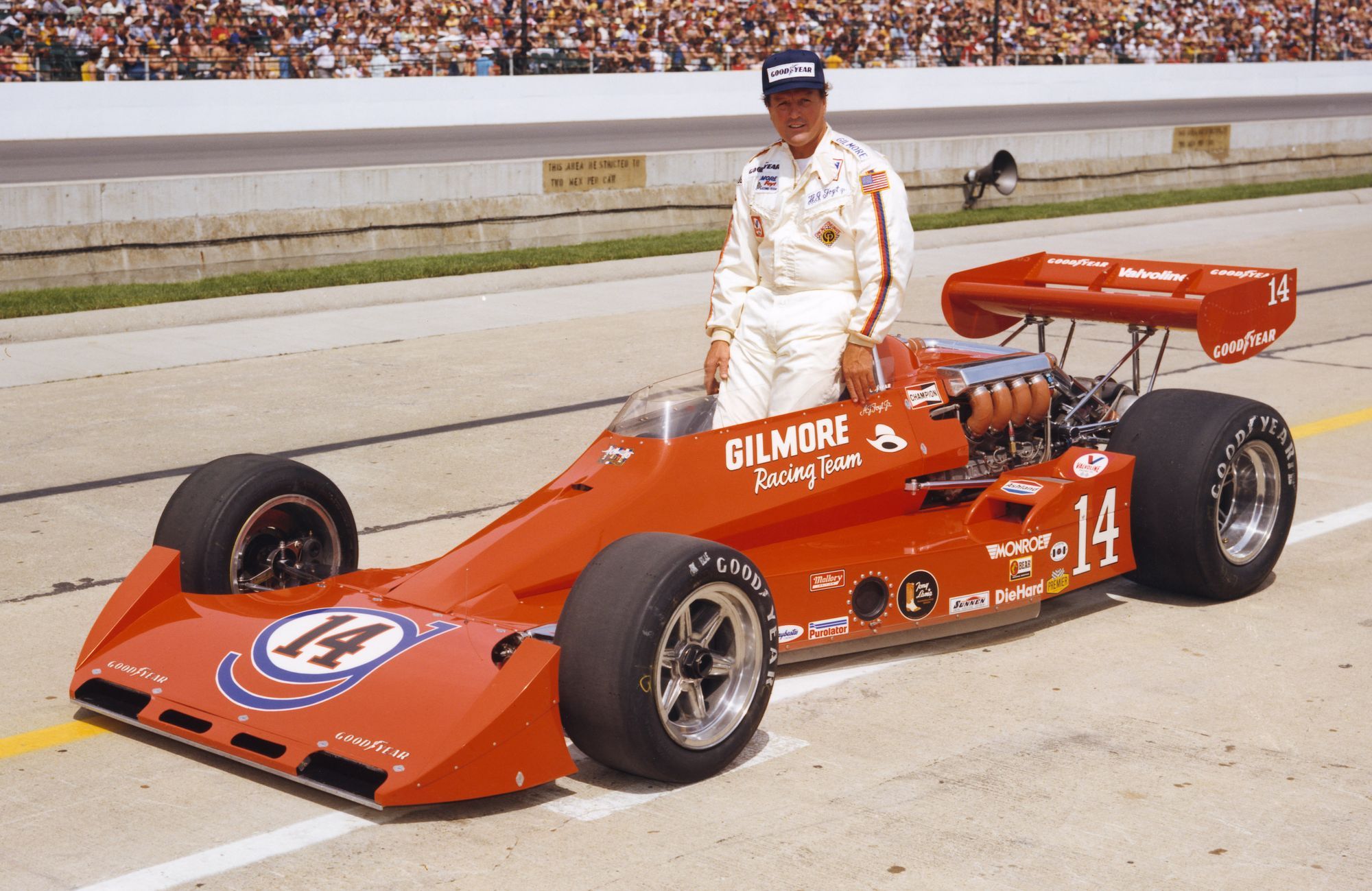 The 10 Indy Car Drivers With The Most Wins (& How Much They Won)