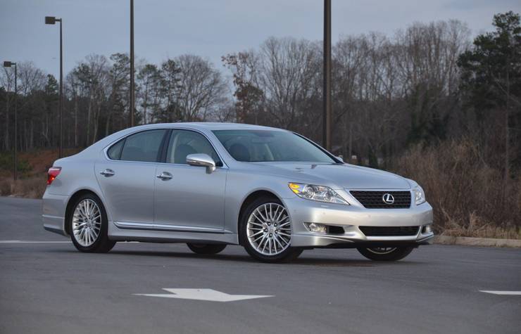 Lexus LS460