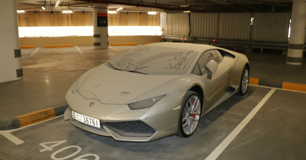 Lamborghini Huracan abandoned in Dubai