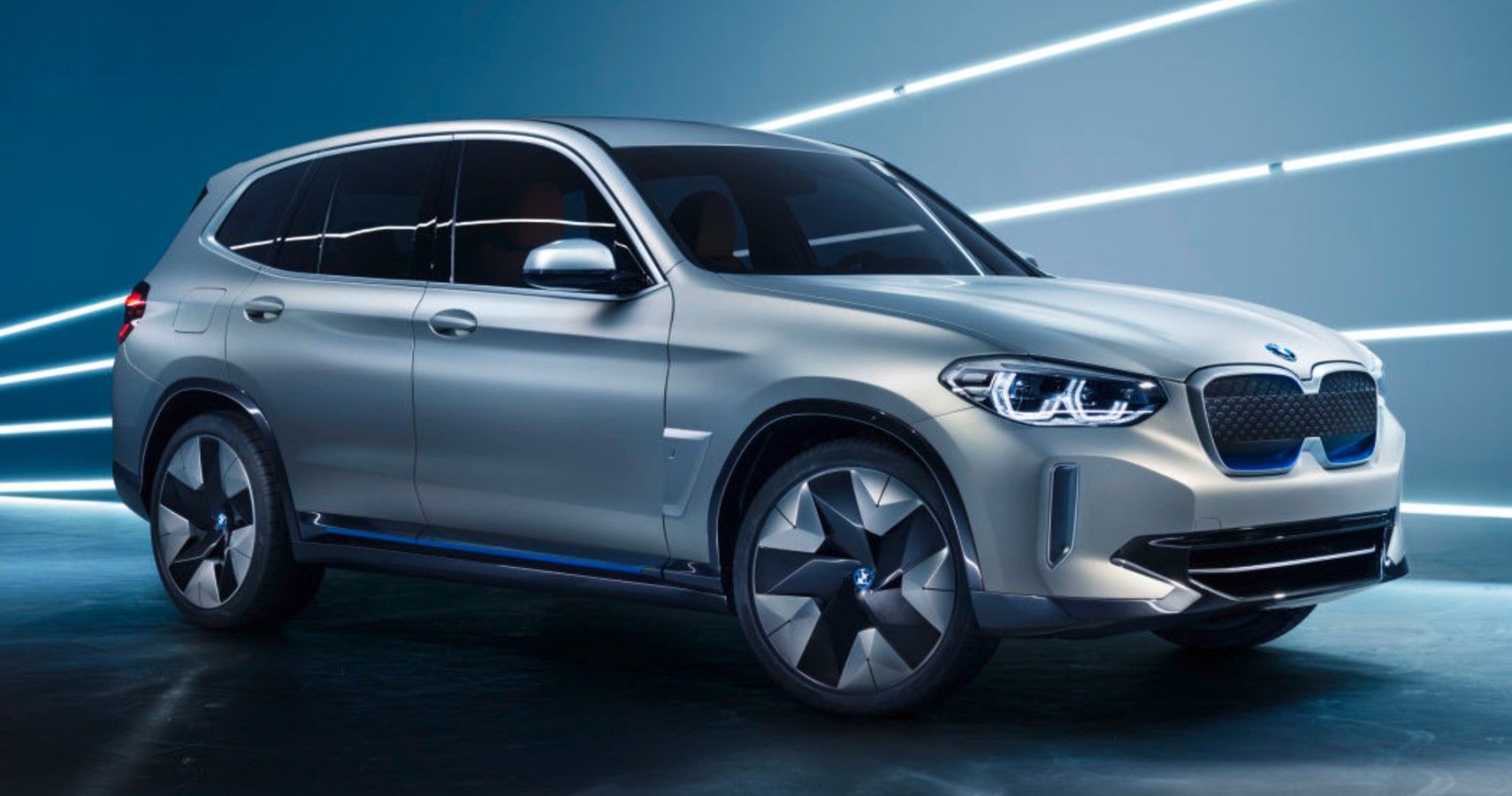 2022 BMW IX3