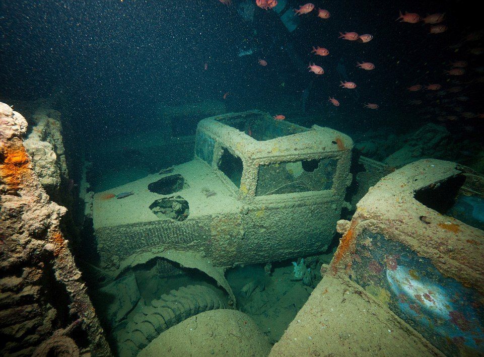 Underwater Truck Treasure Trove