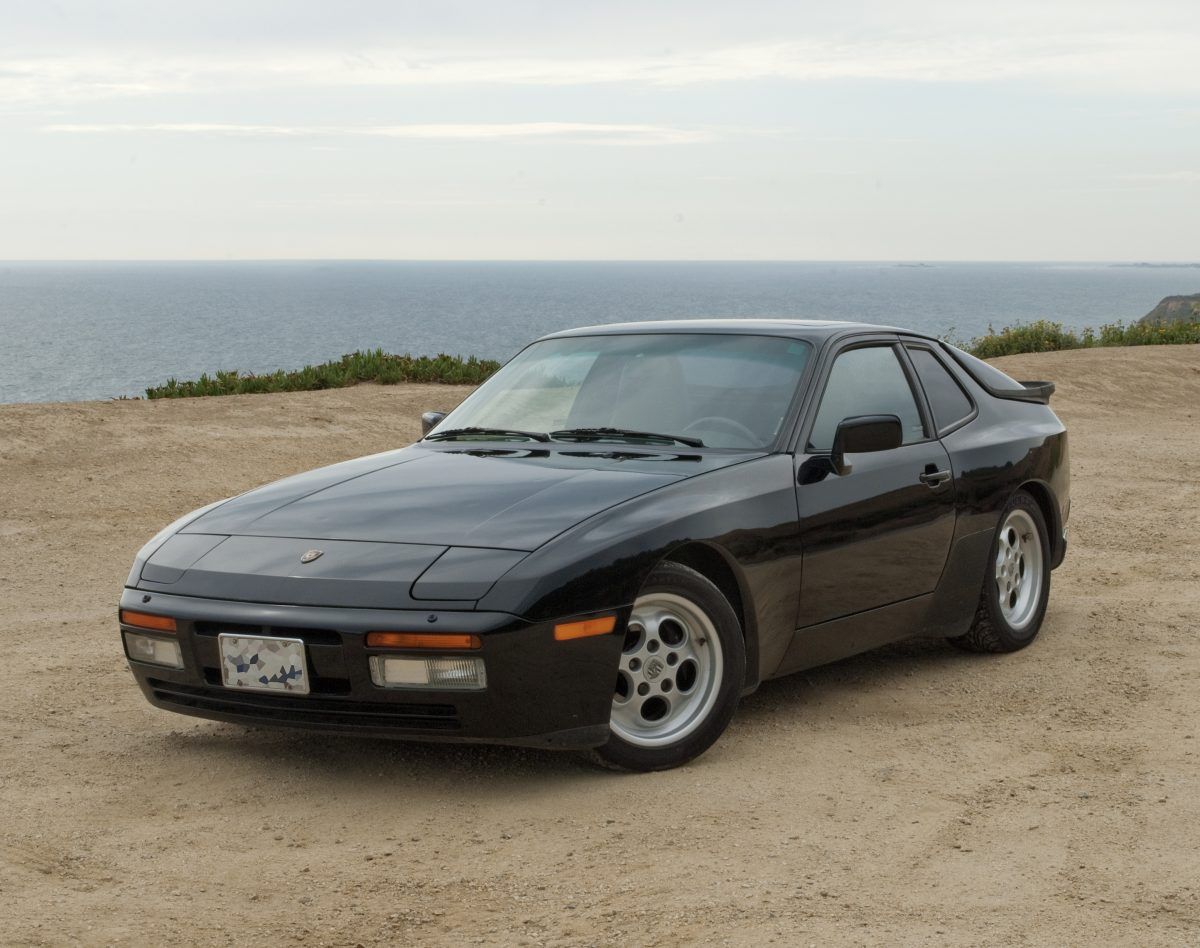 15 Sports Cars We Used To Love In The '80s... But Not Anymore