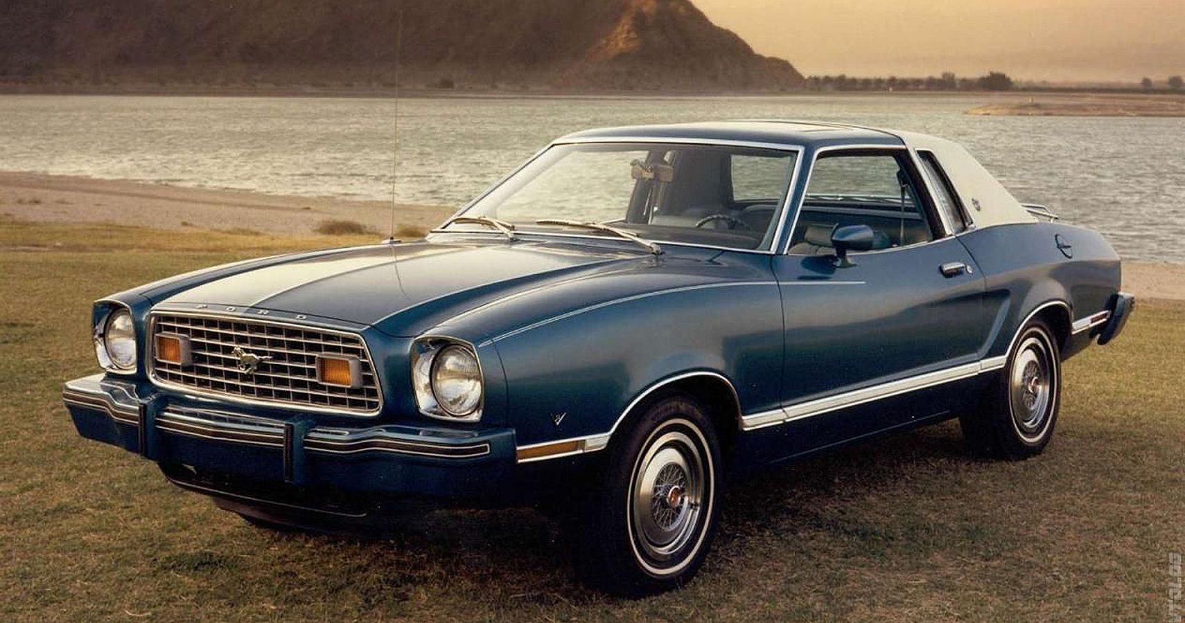 1977 Ford Mustang Ghia
