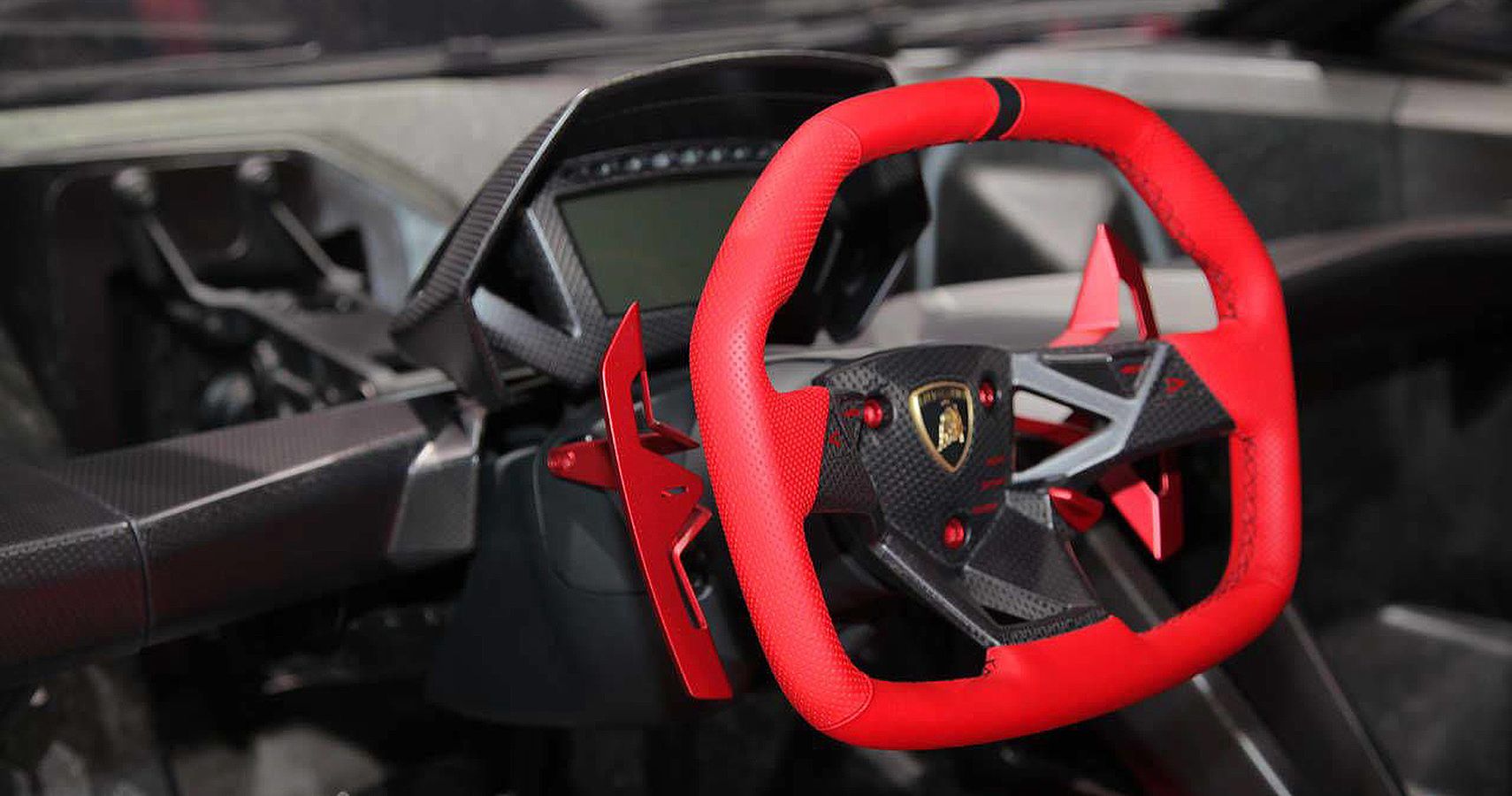Lamborghini Sesto Elemento Has A Sensational Steering Wheel