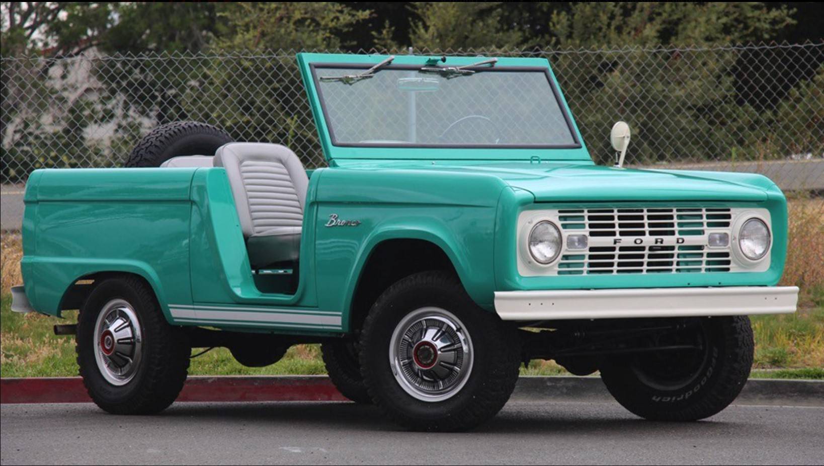 15 Cars Found By The American Pickers Crew That Are Worth A Lot Of Money 15 Cars Found By The American Pickers Crew That Are Worth A Lot Of Money