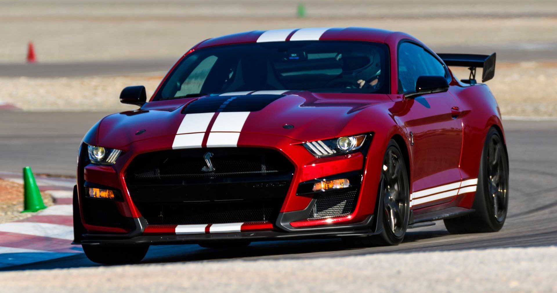 2020 Ford Mustang Shelby GT500 Rapid Red