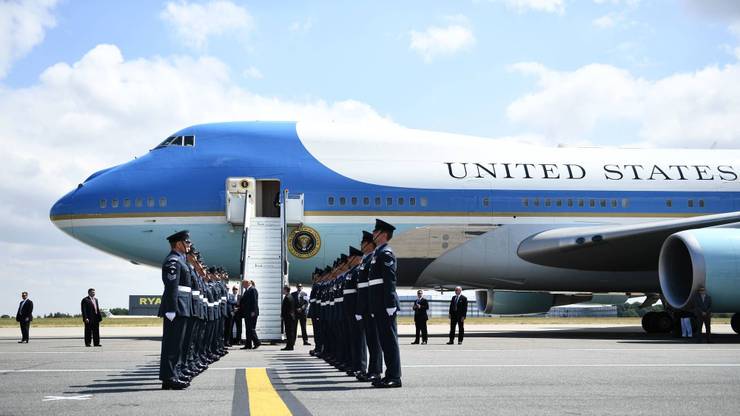 15 Little Known Facts About The Air Force One Hotcars