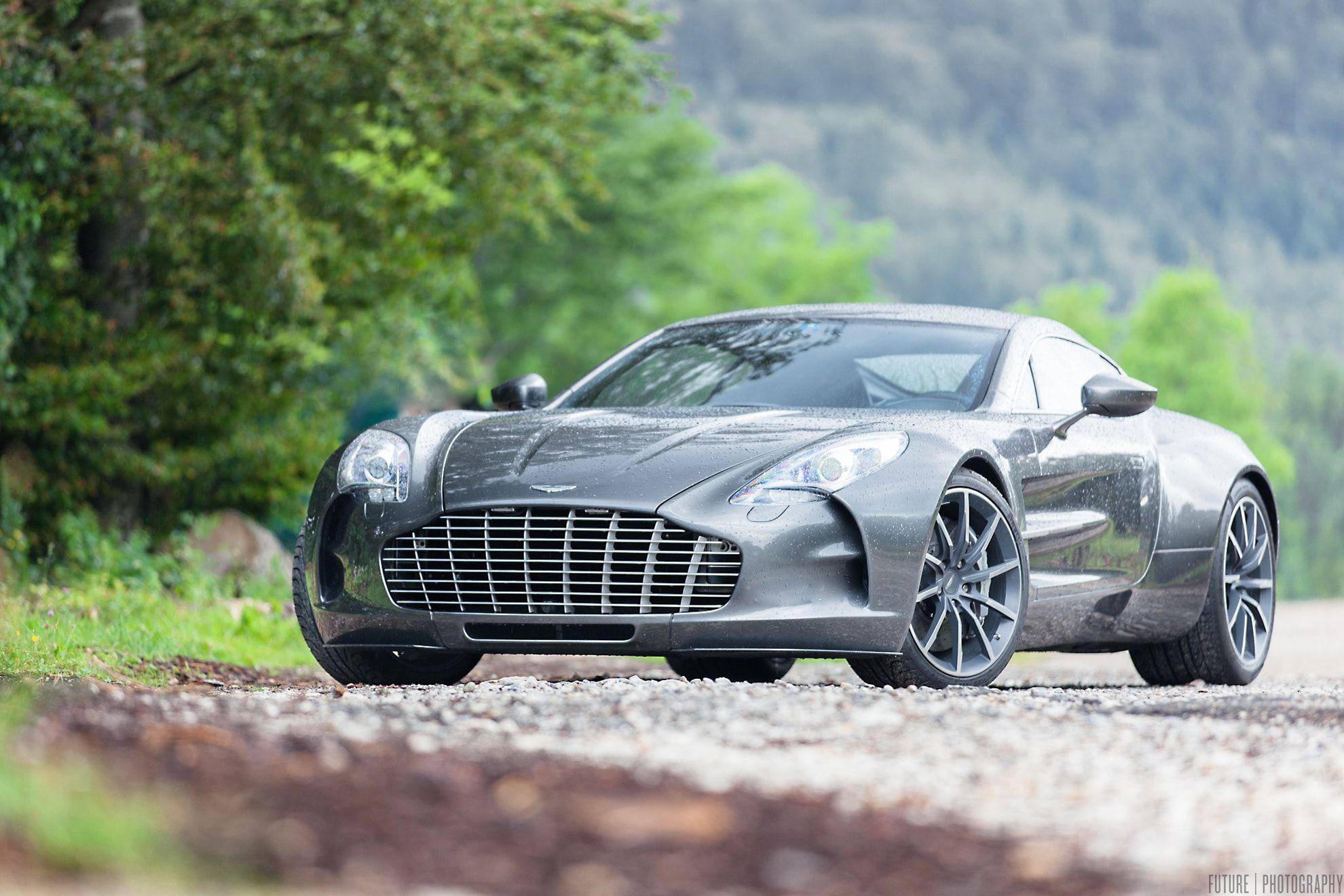 15 Breathtaking Photos Of The Aston Martin One 77