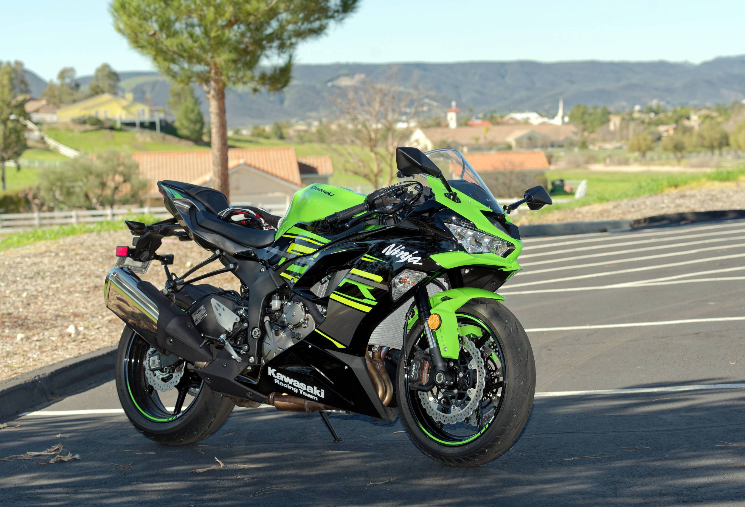 jøde Ved en fejltagelse generation 2021 Kawasaki ZX-6R: Here's Why It's The Cheapest And Most Exciting  Middleweight Supersport