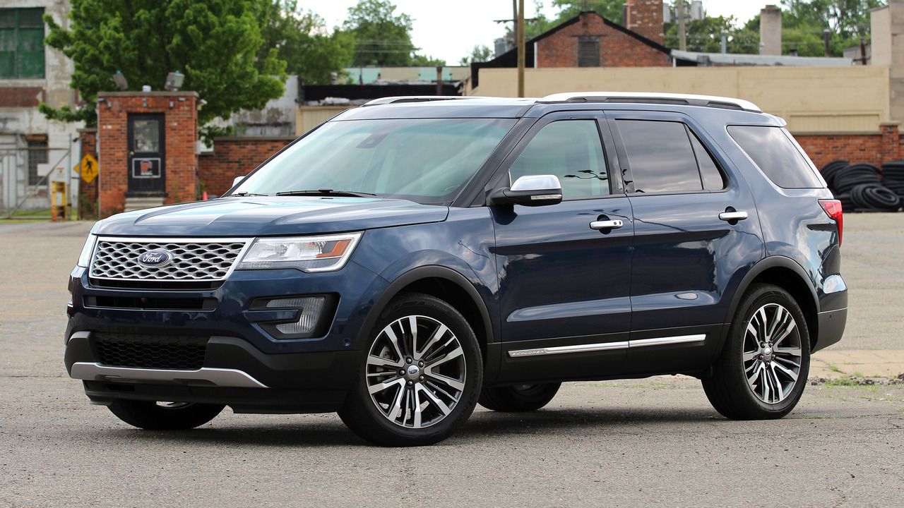 15 Photos Capturing The Ford Explorer's Evolution Through The Years